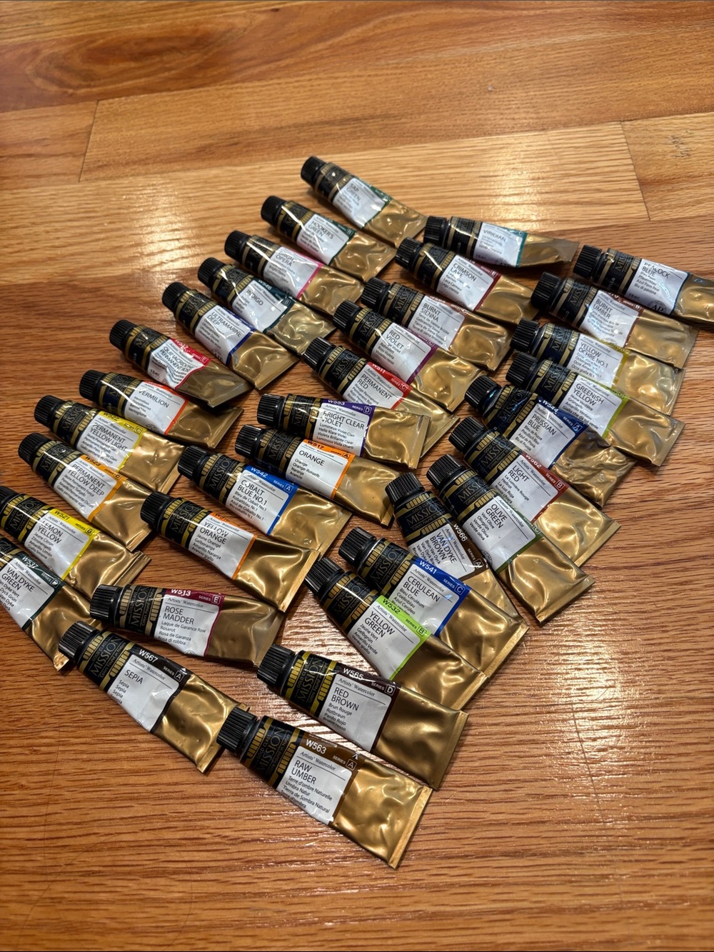 Mijello Mission Gold 34 Paint Tube Set - Picture 4 of 4